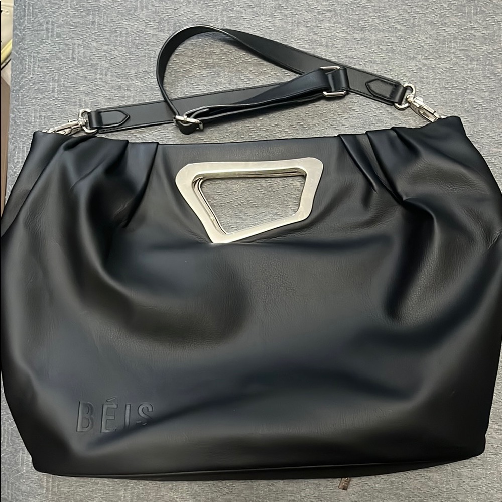 BÉIS Limited Edition Cactus Leather Bag